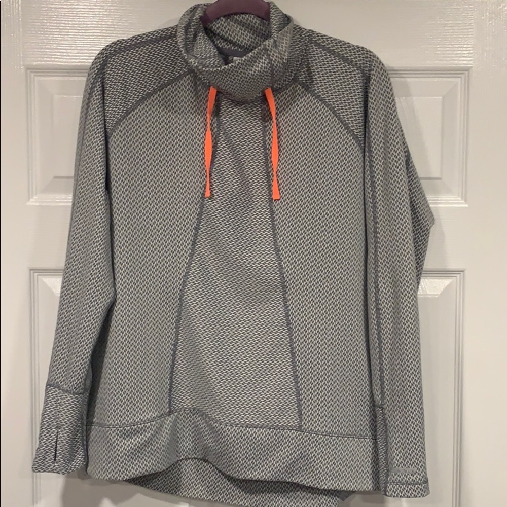 Avalanche Cowl Neck Houndstooth Pullover- size XL